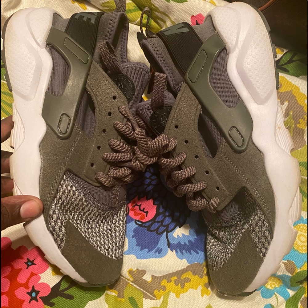 Olive Green Huarache Nikes